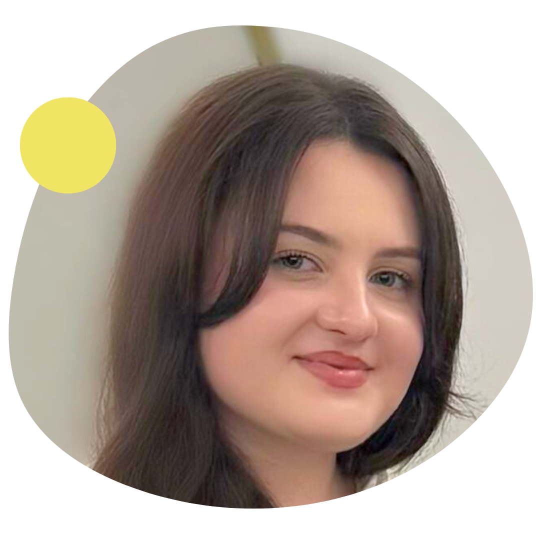 INGÉNIEURE D'AFFAIRES Andreia Huja